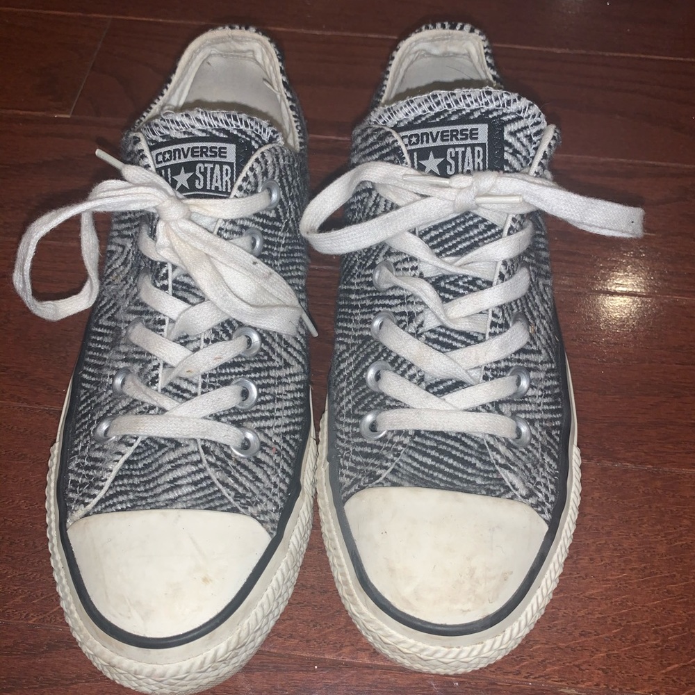 Zebra print Converse low tops